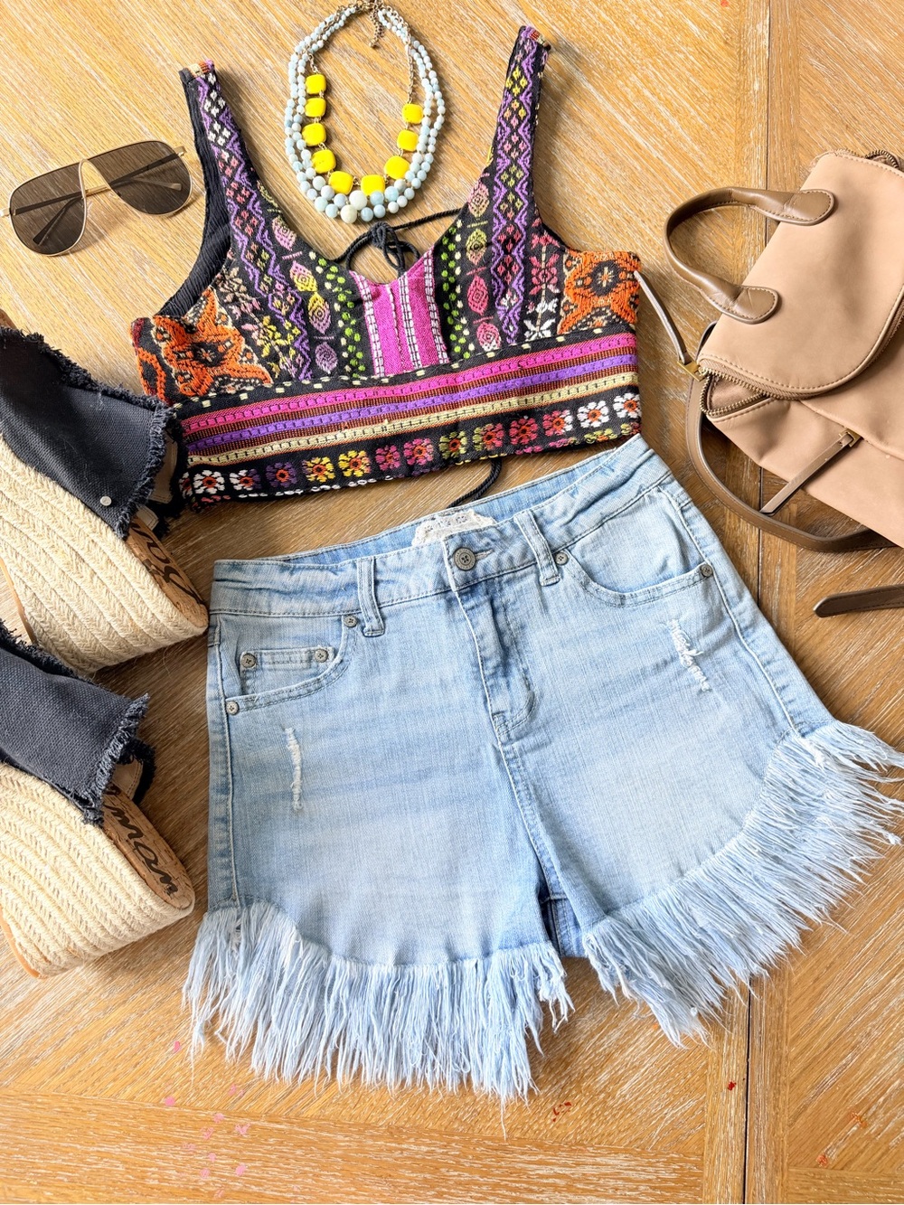 Altar’d State Light Wash Fringe High Rise Denim Shorts Size 2/26 Boho Cowgirl